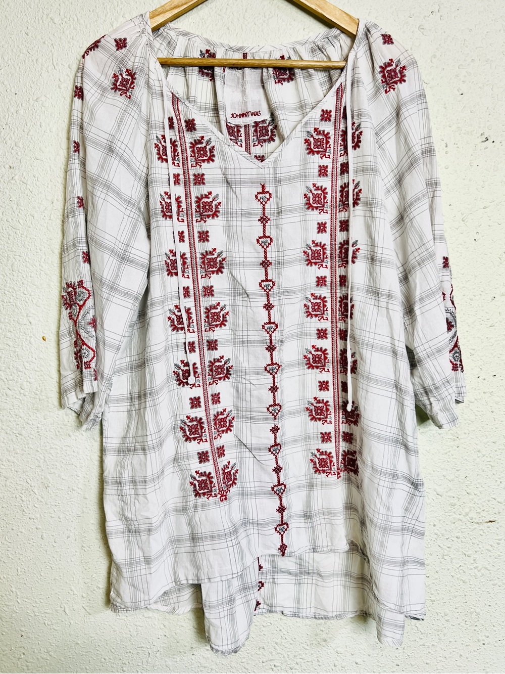 Johnny Was embroidered Peasant Bohemian blouse plaid pattern with geometric flor